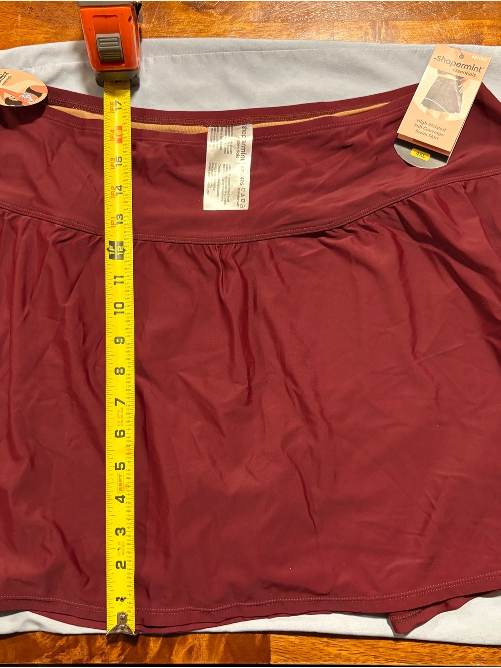 Shapermint Woman’s 4X burgundy swim skirt